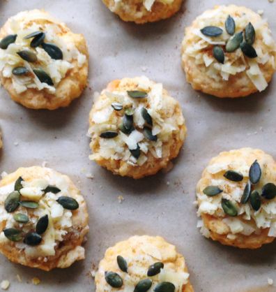 Cheese-crusted pumpkin scones desktop