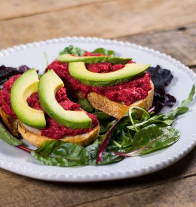 beetroot hummus