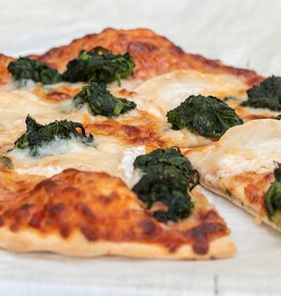 spinach and goat's cheese pizza