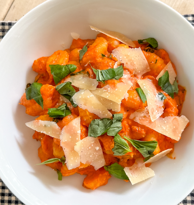 Air fryer Roasted Tomato and Red Pepper Gnocchi