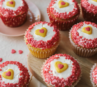 Mellow Yellow Valentines Day Cupcakes