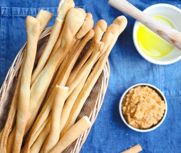 Mellow Yellow grissini recipe