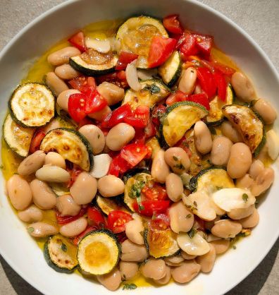Lemon & Garlic Butterbeans with Tomatoes and courgette