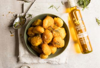 This way to PERFECT crispy roast potatoes