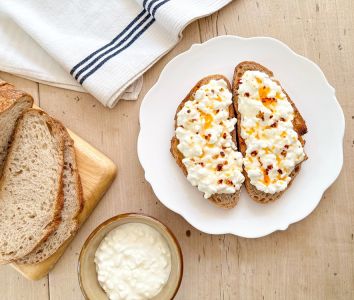 Cottage cheese on toast