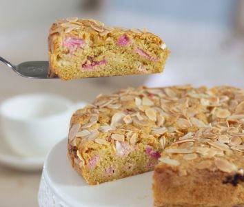 Rhubarb Cake