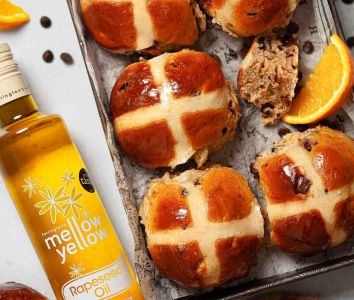 choc orange hot cross buns